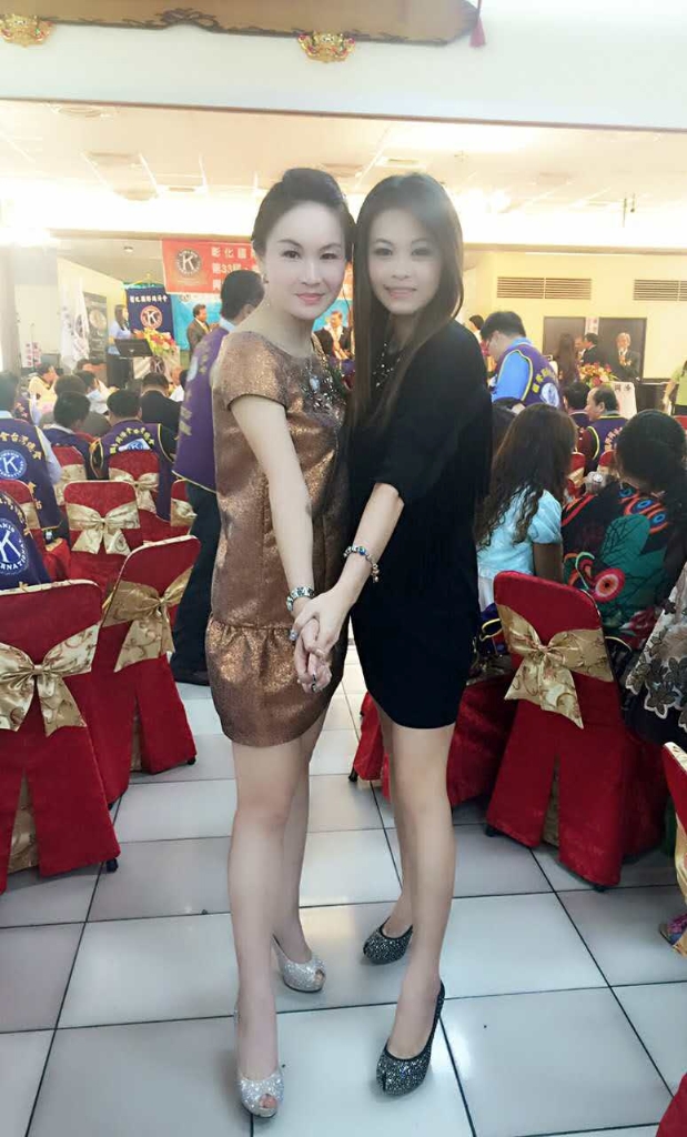 29天清一百吨垃圾，正妹靓机绚丽环岛行