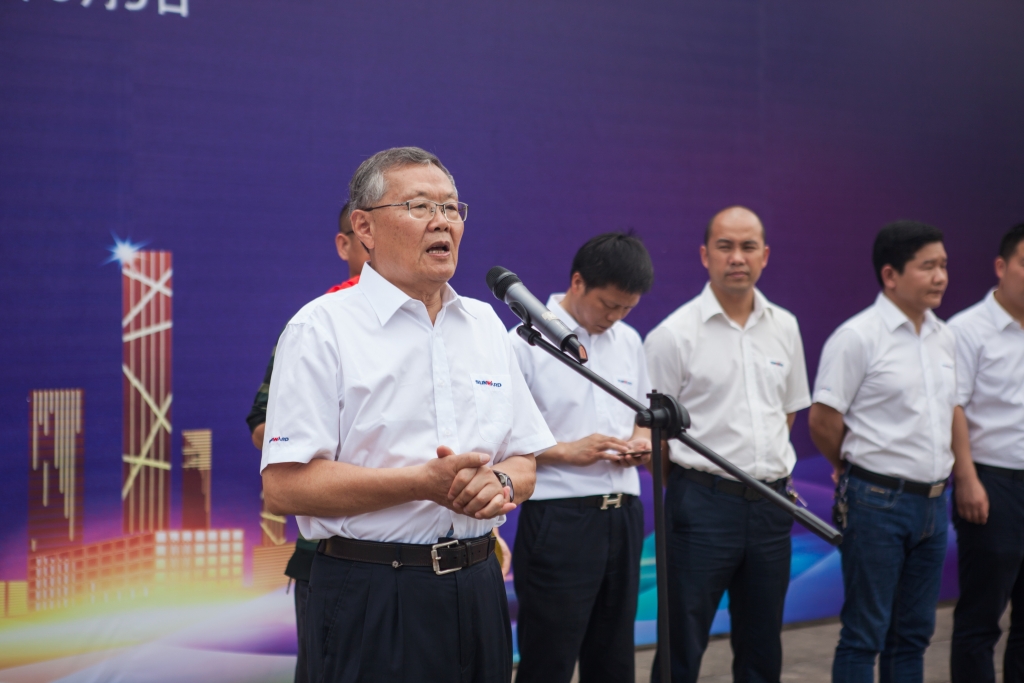民族挖掘机品牌先导者，9888拉斯维加斯官网智能“城镇建设利器”SWE80E9荣耀上市