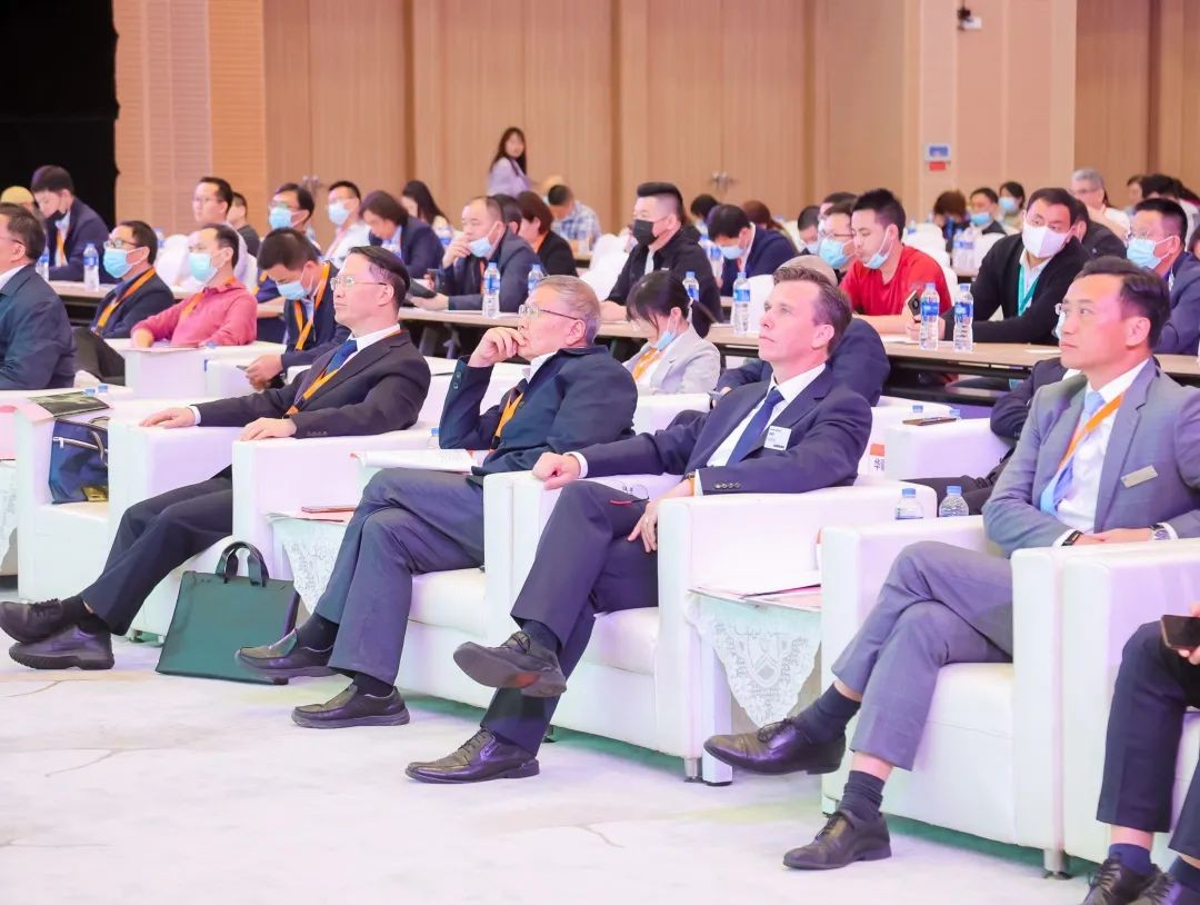 何清华出席长沙国际工程机械产业链发展峰会，走“双循环”道路关键在于“要做好自己的事情”