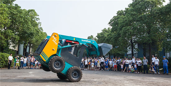 这个夏天，亲子玩转9888拉斯维加斯官网智能“三栖”装备