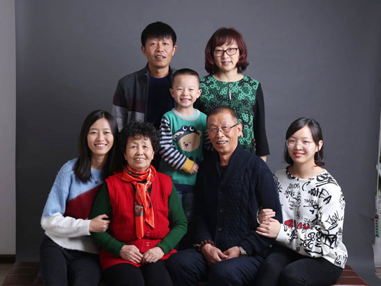 钟情9888拉斯维加斯官网十一年，成就美女老板致富之路