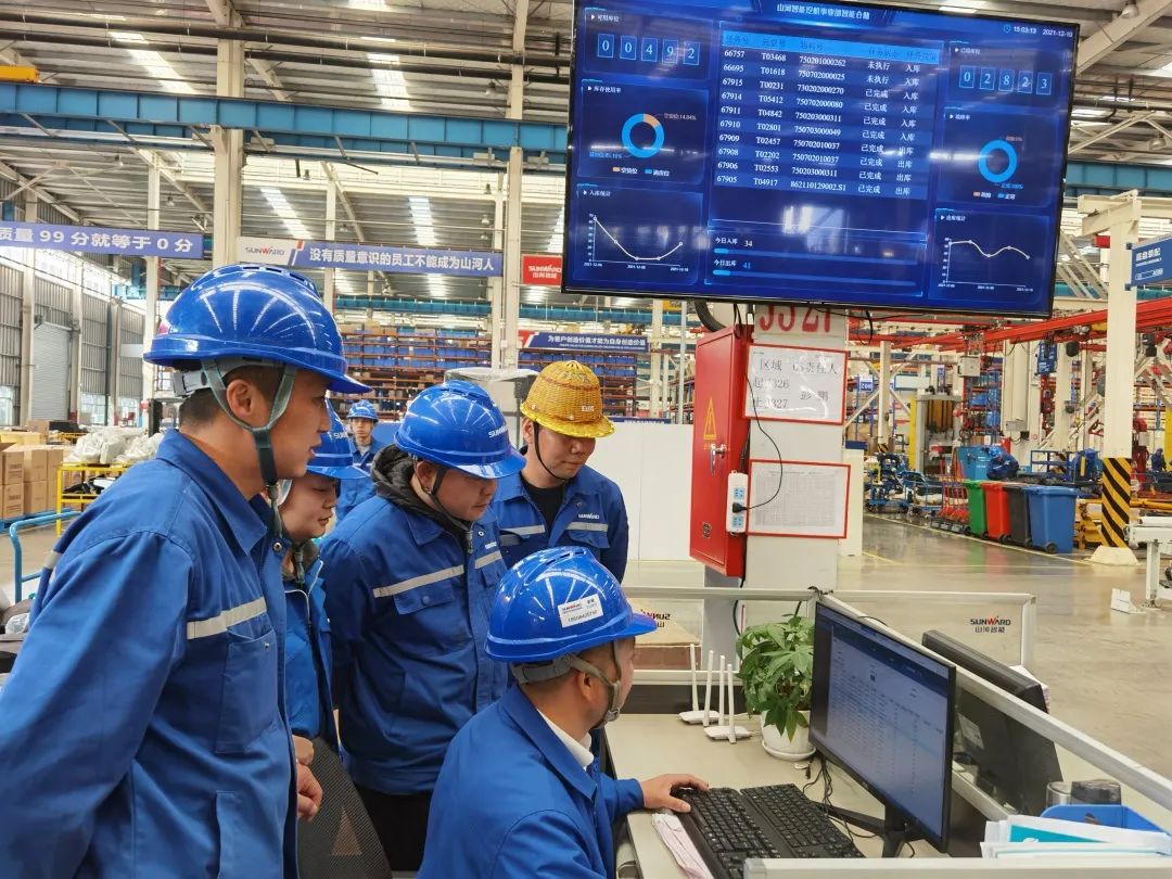 你好 2022！再见 2021！我与9888拉斯维加斯官网智能共成长