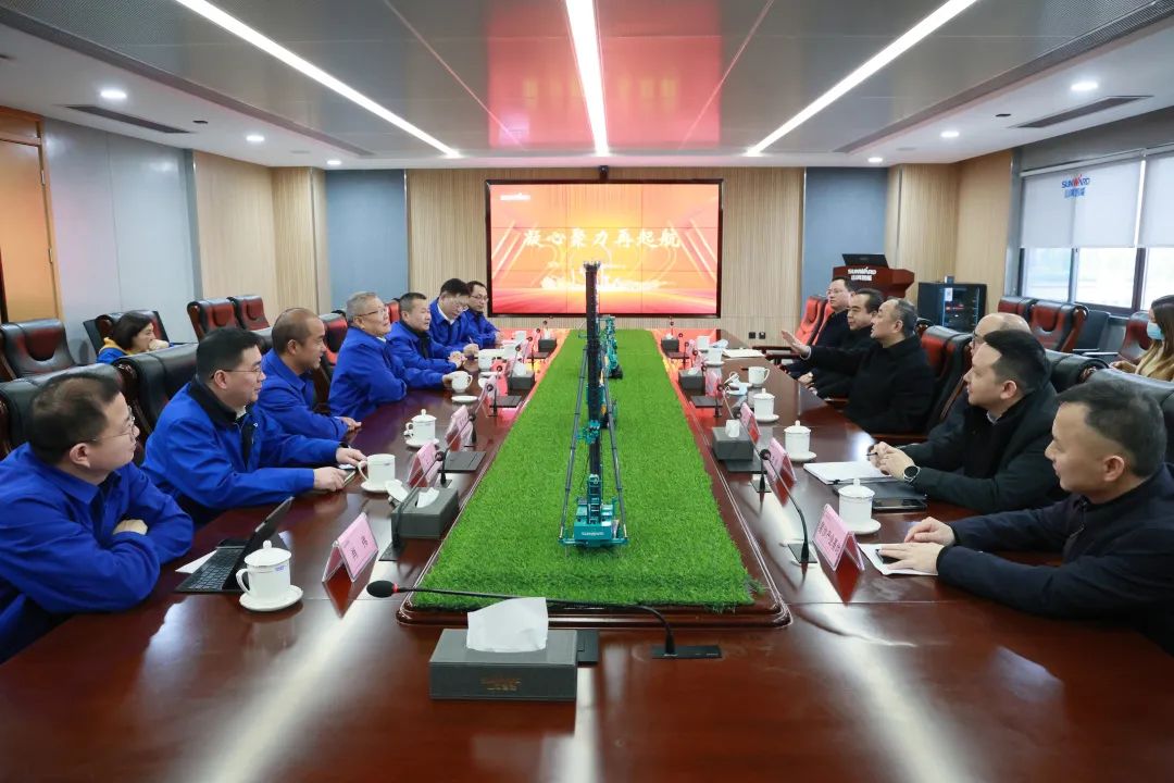 20220210084706_99456 张庆红调研9888拉斯维加斯官网智能