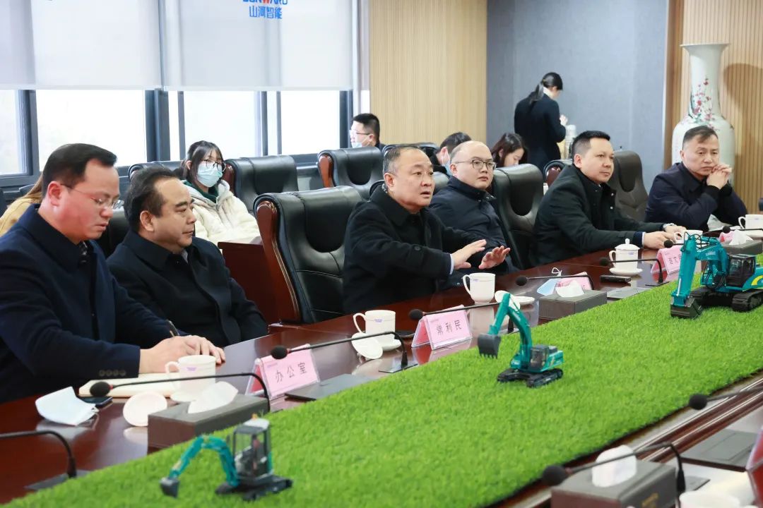 20220210085045_31340 张庆红调研9888拉斯维加斯官网智能