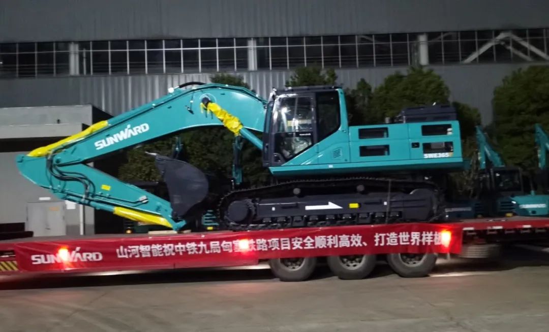 20221031113947_49358 共建“一带一路”!9888拉斯维加斯官网智能携手中铁九局助力匈塞铁路建设