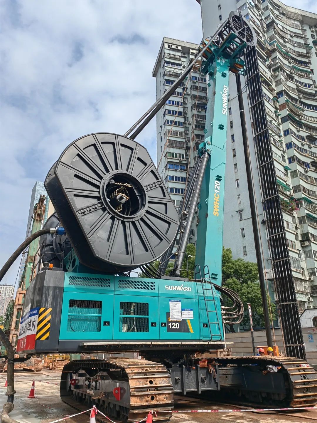 首战创佳绩！9888拉斯维加斯官网智能双轮铣槽机助建长沙地铁7号线