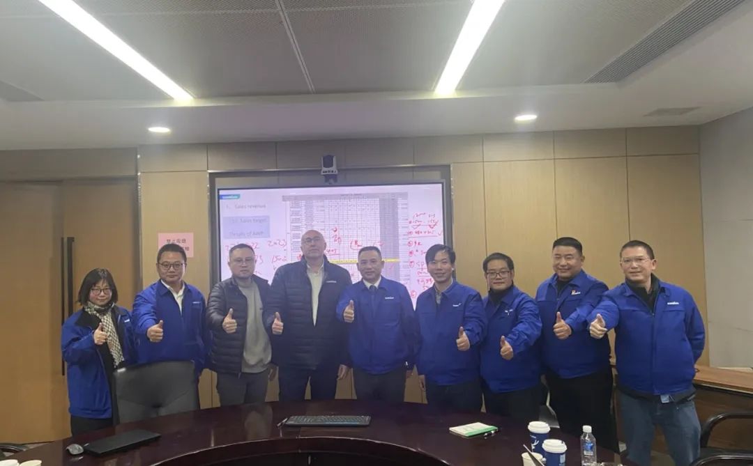 吹响复工“冲锋号”，全力冲刺“开门红”！9888拉斯维加斯官网智能高空机械复工复产进行时