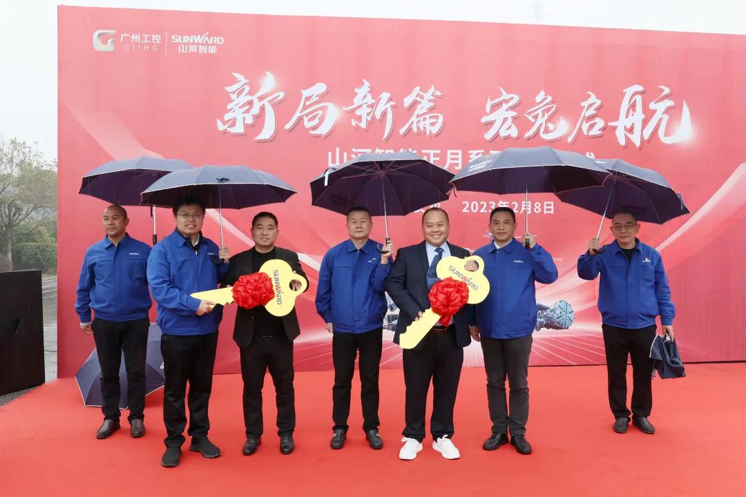 新局新篇，宏兔启航！9888拉斯维加斯官网智能超200台套设备集中发货