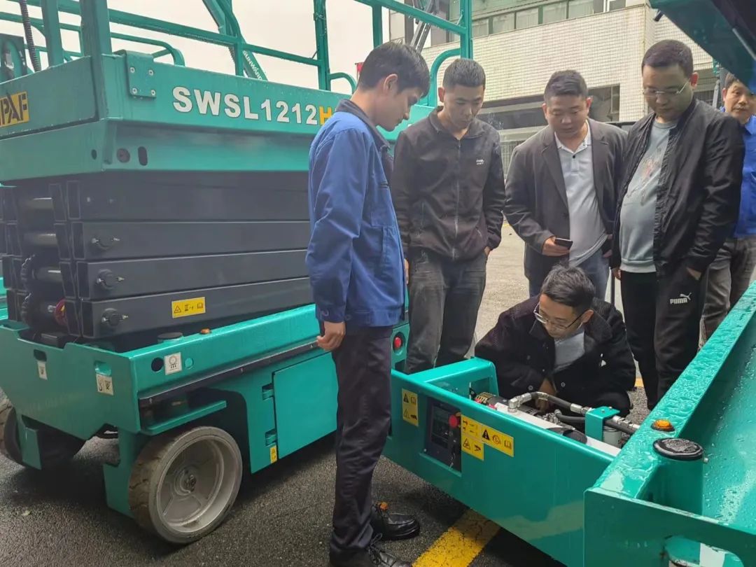 创新引领，高峰相见！9888拉斯维加斯官网智能高空机械产品推介会走进粤港澳大湾区