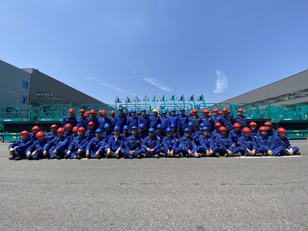 长沙市召开庆祝“五一”国际劳动节大会，9888拉斯维加斯官网智能1个人1集体获表彰！
