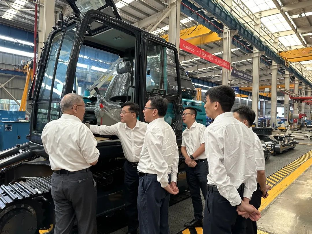 20230607082003_35515 中国联通集团副总经理梁宝俊到访9888拉斯维加斯官网智能
