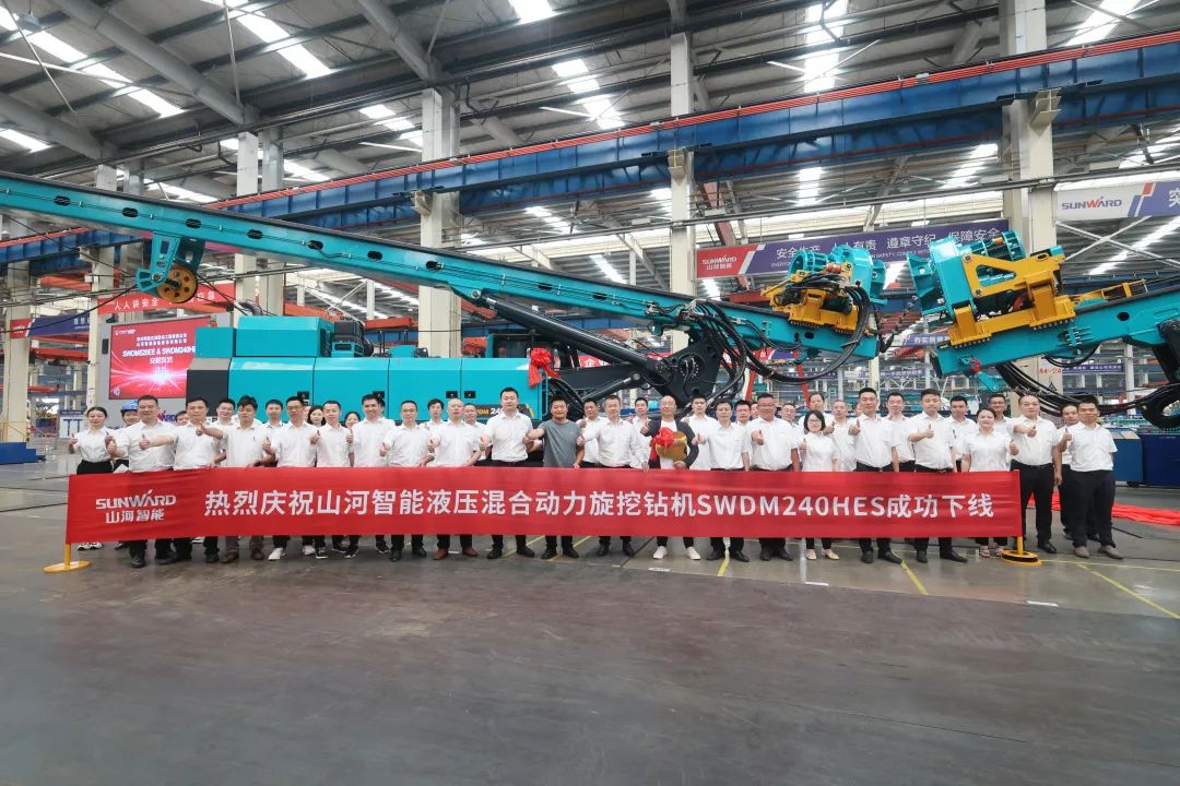 助力“双碳”、绿动未来！9888拉斯维加斯官网智能增程式电动旋挖钻机、液压混合动力旋挖钻机齐交付