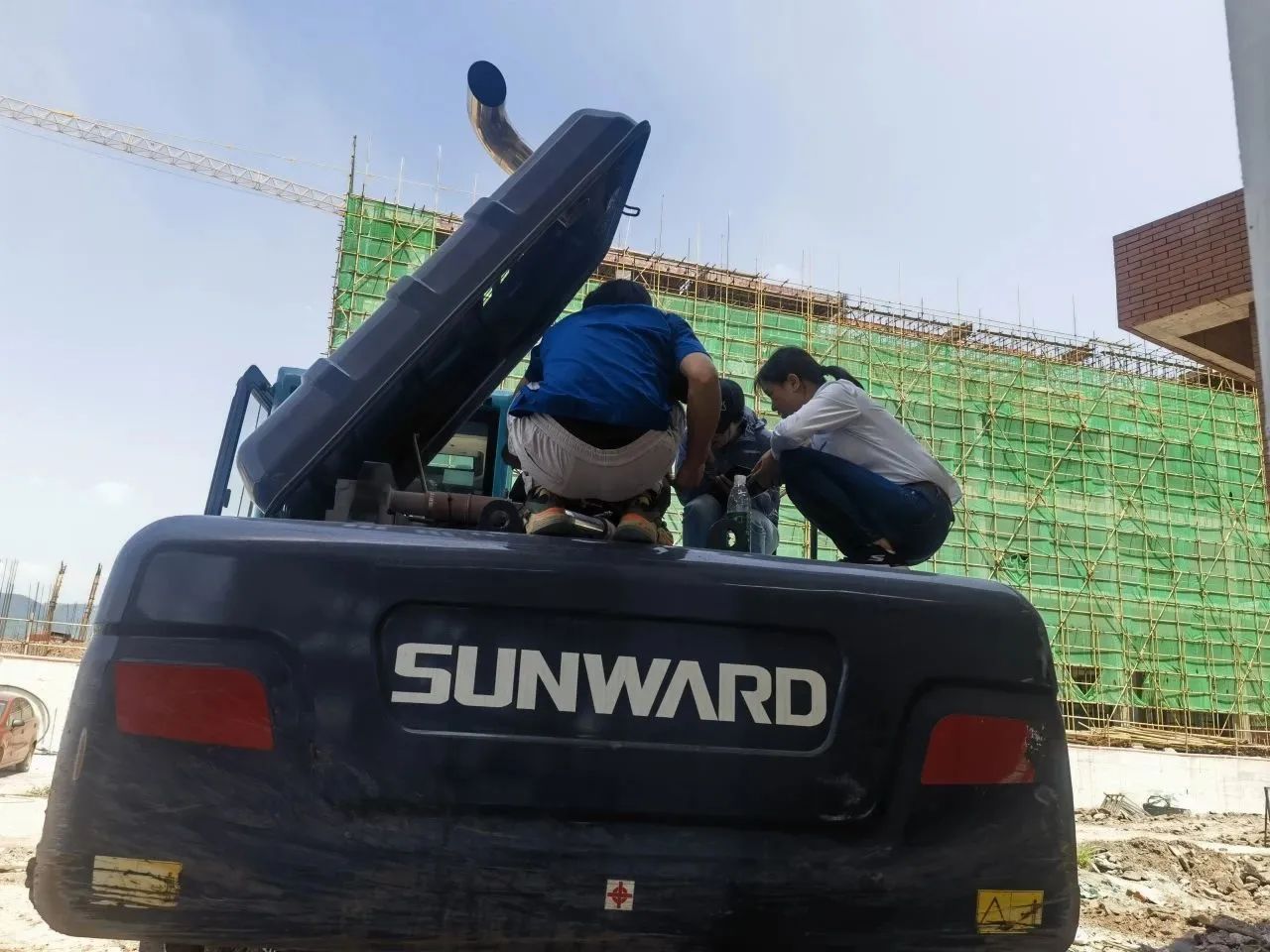 步履不停，服务不止！9888拉斯维加斯官网智能挖掘机服务万里行火热进行中