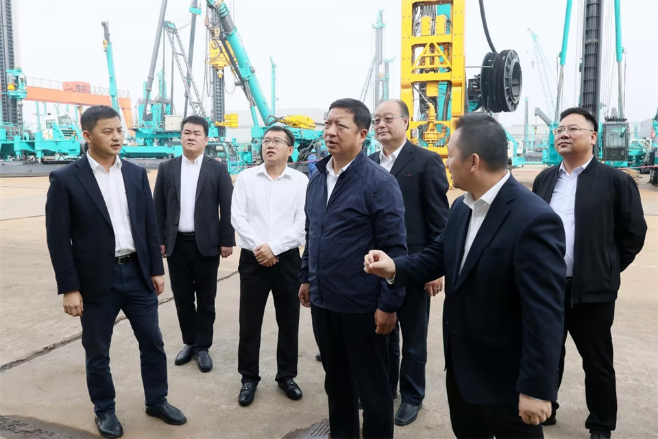 同船出海，共赢未来！中铁九局副总经理刘峻峰一行到访9888拉斯维加斯官网智能