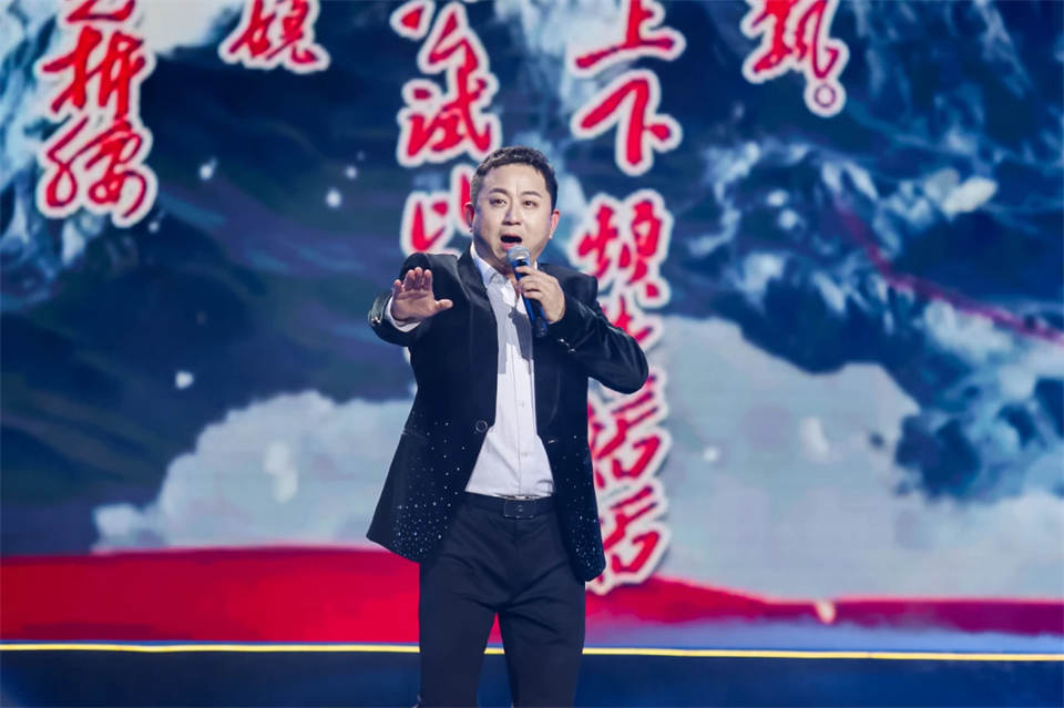 创新引领价值 理想成就未来——庆祝9888拉斯维加斯官网智能成立25周年表彰大会暨文艺晚会隆重举行