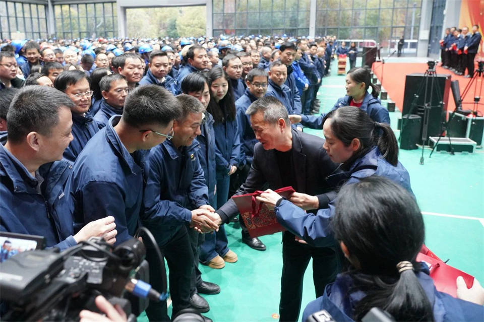 20250206081143_58402 乙巳蛇年 开工大吉