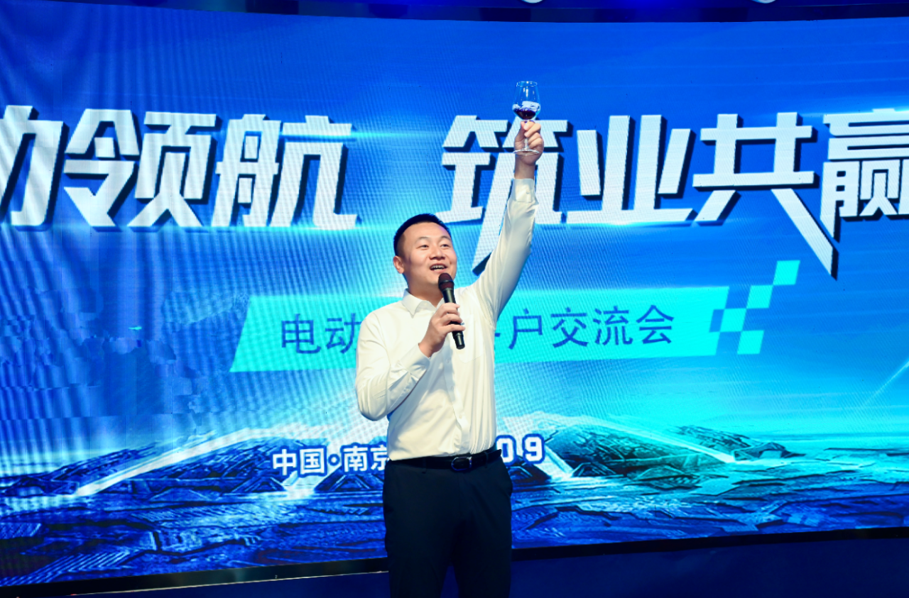 9888拉斯维加斯官网智能电动旋挖热销，江苏区域签单2000万元